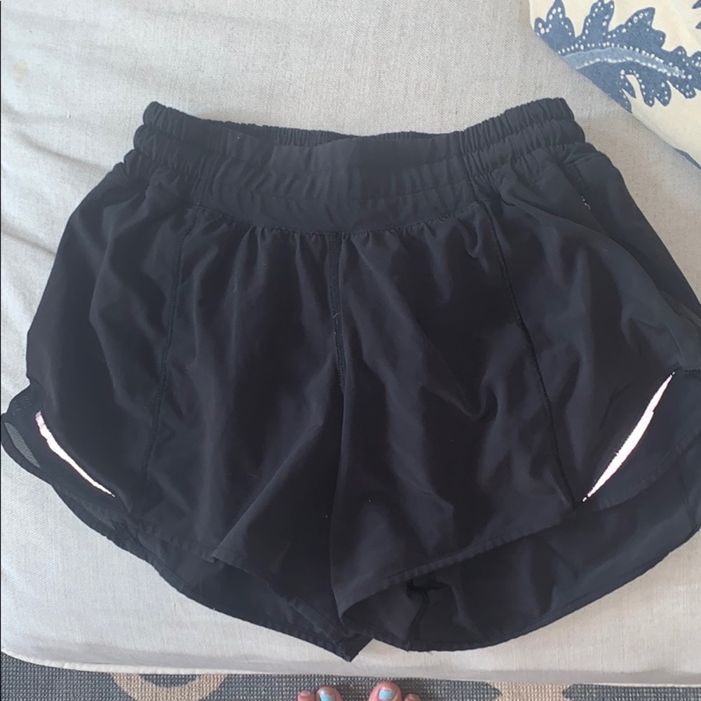 Black lulu shorts